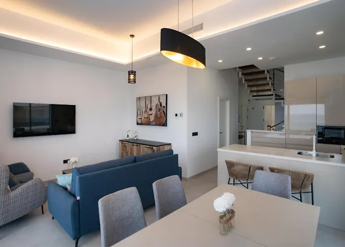 Sea Breeze Penthouse - Goletmalaga