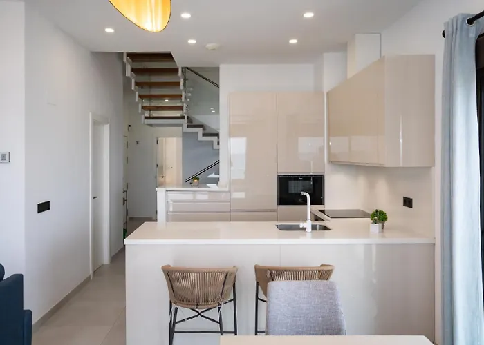 Sea Breeze Penthouse - Goletmalaga * פואנגירולה