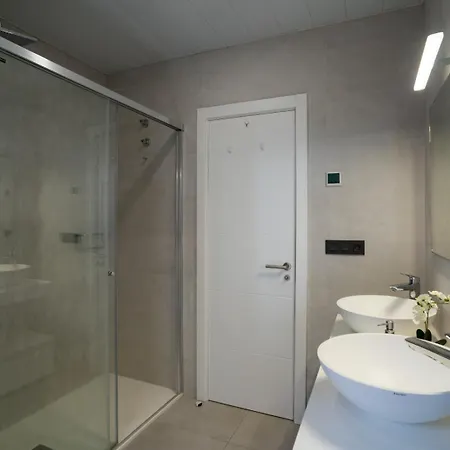 Apartment Sea Breeze Penthouse - Goletmalaga