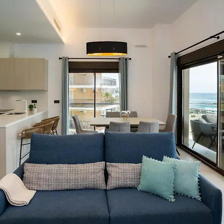 아파트 Sea Breeze Penthouse - Goletmalaga 푸엔히롤라