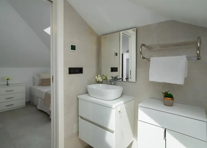 Sea Breeze Penthouse - Goletmalaga Apartment *