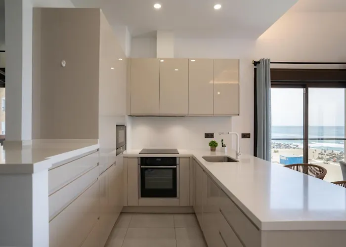 Sea Breeze Penthouse - Goletmalaga Apartment *