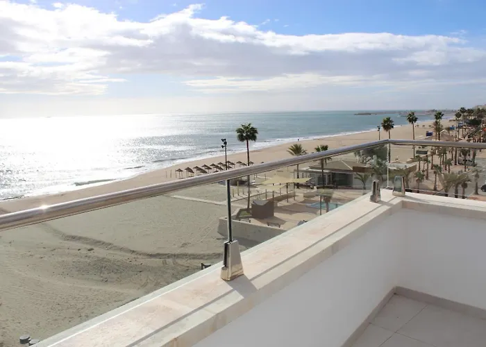 Апартаменты Sea Breeze Penthouse - Goletmalaga Фуэнхирола