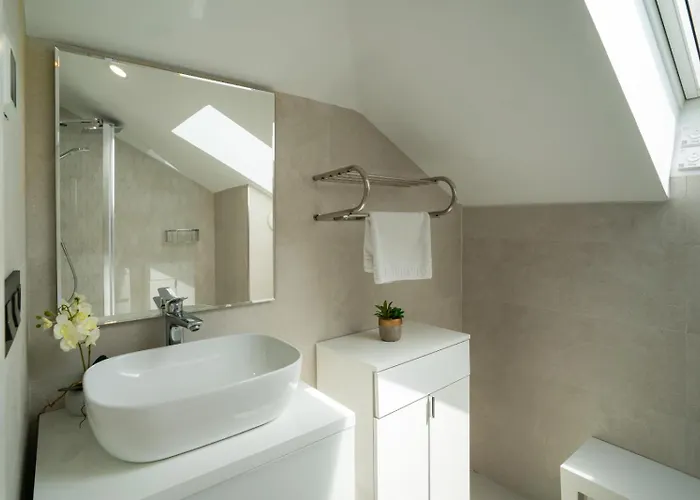 Апартаменты Sea Breeze Penthouse - Goletmalaga